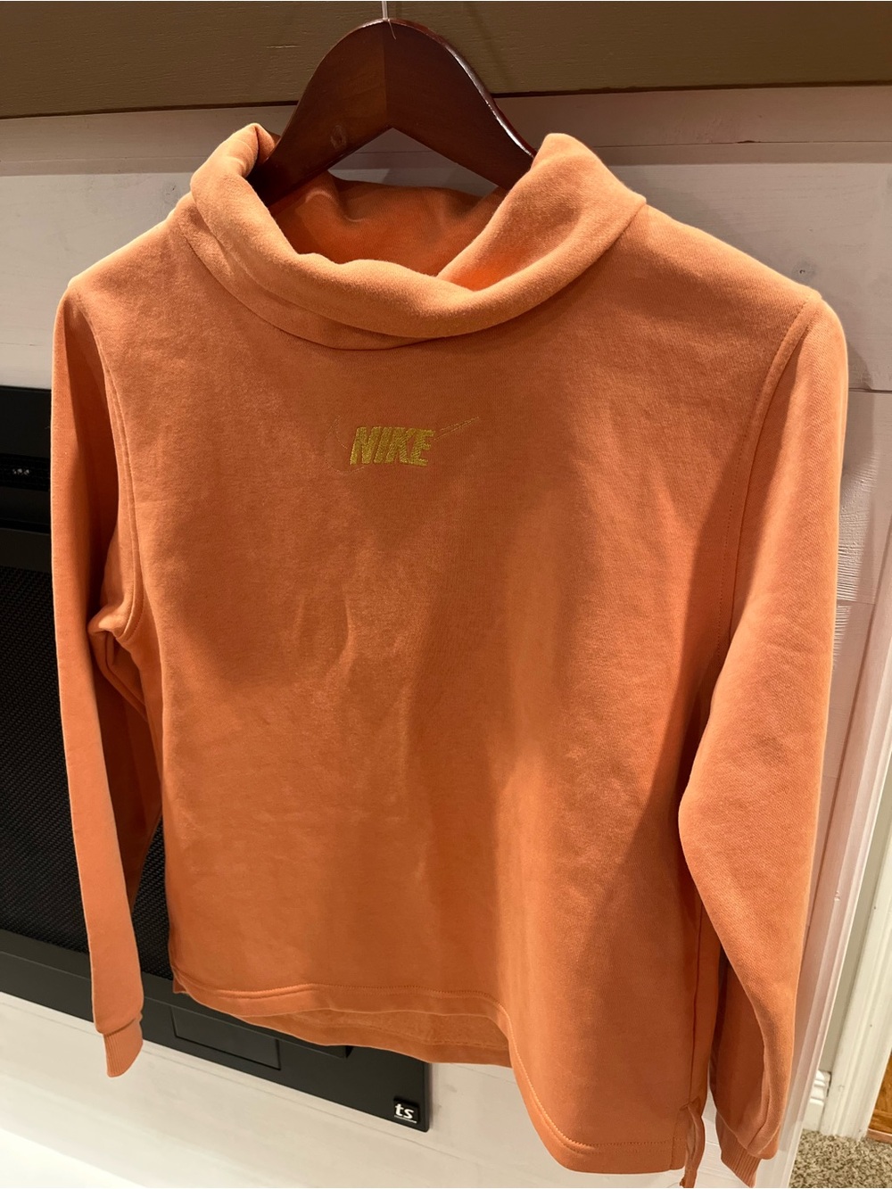 Girls Nike Sweatshirt Size XL NWT cowl neck